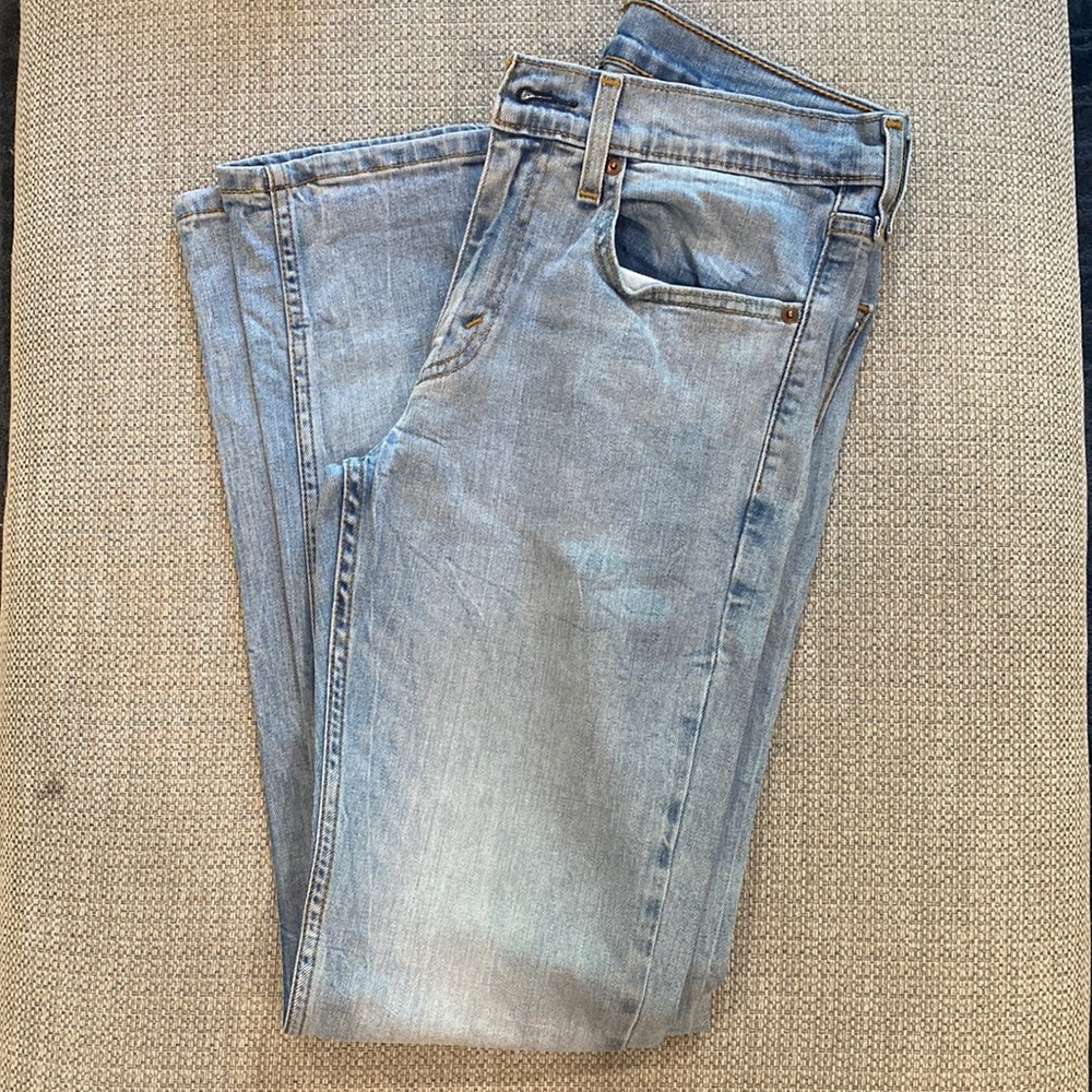 Levi Mens Jeans